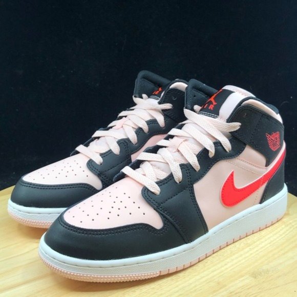 Nike Air Jordan 1 Mid GS Atmosphere Black Pink Women's size 5.5 554725-604 - Picture 2 of 9